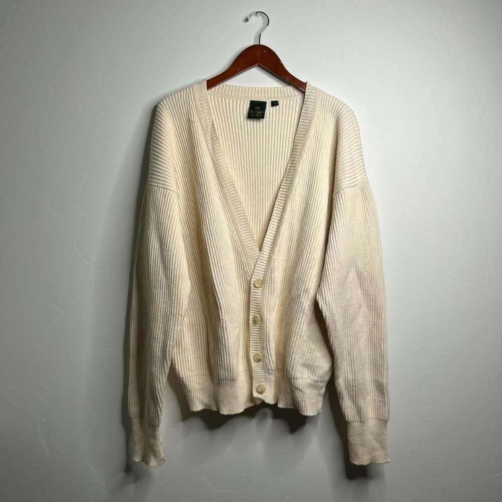 Cream vintage 90s cardigan with a relaxed fit stain on sleeve size large
